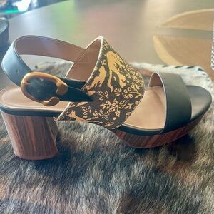 Women’s size 11 Aerosoles Camera - Laura Ashley Aware platform sandals